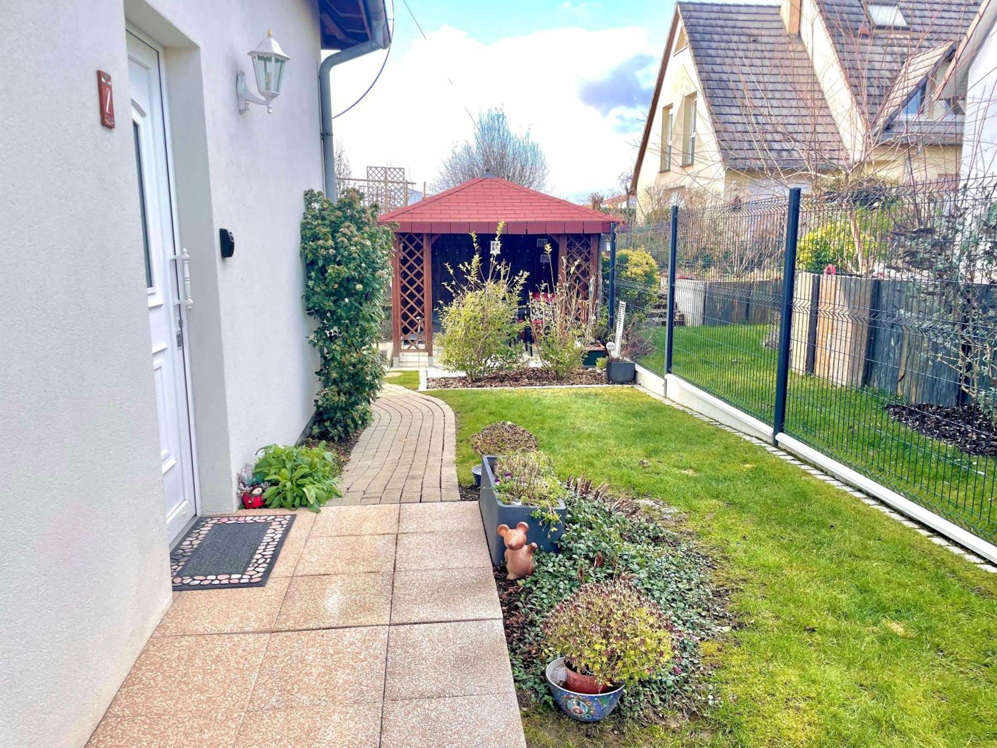 Logement moderne et cosy proche de Strasbourg , Colmar et Europapark Erstein Extérieur photo